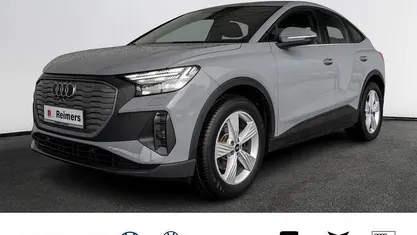 Usado Audi Q4 Sportback e-tron Comfort 125 kW (170 HP) 2022 Cinzento SUV
