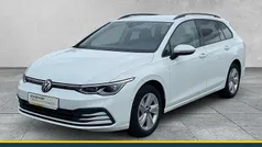 Weiß Gebraucht 2021 VW Golf VIII Life Kombi | 19.890 € (Fairer Preis)