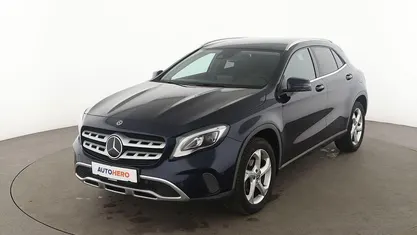 Gebraucht Mercedes GLA220 Urban 177 PS (130 kW) 2017 Blau SUV