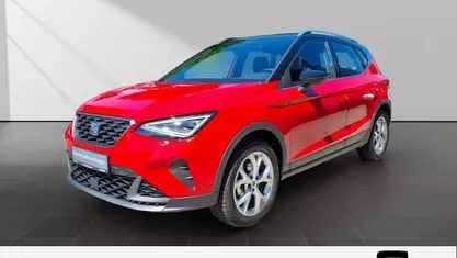 Rot Gebraucht 2024 Seat Arona FR SUV | 20.490 € (Fairer Preis)