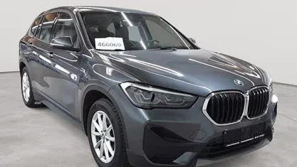 Gebraucht BMW X1 Advantage 125 PS (91 kW) 2022 Mineralgrau metallic SUV