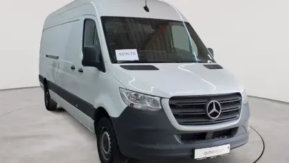 Gebraucht Mercedes Sprinter 170 PS (125 kW) 2024 Arktisweiß Van