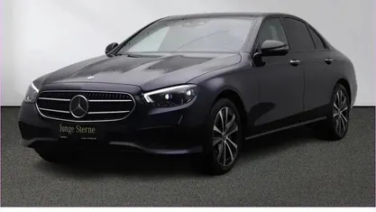 Blau Gebraucht 2023 Mercedes E300 Avantgarde | 34.970 € (Superpreis)