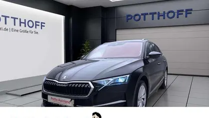 Schwarz Gebraucht 2024 Skoda Octavia Selection Kombi | 29.777 € (Guter Preis)