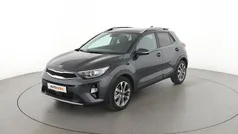 Grau Gebraucht 2020 Kia Stonic Spirit SUV | 18.540 € (Fairer Preis)