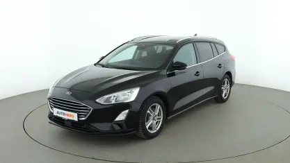 Gebraucht Ford Focus Cool & Connect 125 PS (91 kW) 2019 Schwarz Kombi