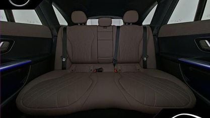 Gebraucht Mercedes EQE350 Premium 214 kW (292 PS) 2025 Grün SUV