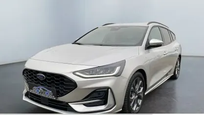 Gebraucht Ford Focus ST-Line X 155 PS (114 kW) 2024 Moondust silver metallic Kombi