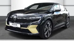 Black pearlschwarz metallic, dach dolomitgrau Gebraucht 2022 Renault Mégane Iconic Limousine | 31.590 € (Guter Preis)