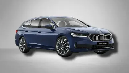 Gebraucht Skoda Superb LAURIN & KLEMENT 193 PS (141 kW) 2026 Atlantik blau metallic Kombi