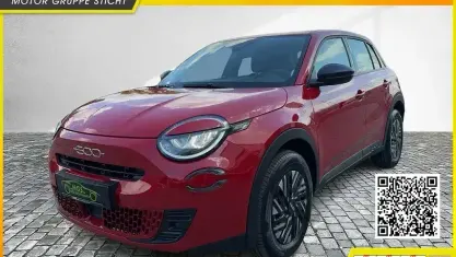 Gebraucht Fiat 600 Basis 101 PS (74 kW) 2025 Passione rot SUV