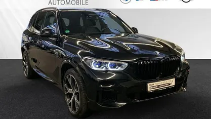 Gebraucht BMW X5 M Sport 286 PS (210 kW) 2021 Saphirschwarz metallic SUV