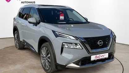 Neu Nissan X-Trail Tekna 163 PS (119 kW) 2025 Grau SUV