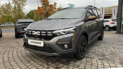 Gebraucht 2025 Dacia Jogger Extreme Van / Kleinbus | 24.169 € (Fairer Preis)