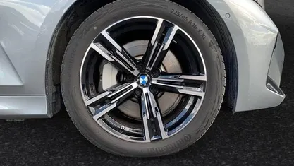Gebraucht BMW 330 M Sport 245 PS (180 kW) 2025 Kombi