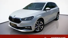 Moonweiß perleffekt met. Gebraucht 2022 Skoda Fabia Style Limousine | 16.980 € (Fairer Preis)