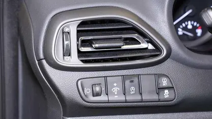 Gebraucht Hyundai i30 Trend 120 PS (88 kW) 2023 Kombi