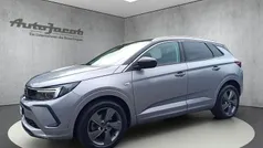 Quarz silber (metallic) Gebraucht 2022 Opel Grandland X Ultimate SUV | 23.950 € (Fairer Preis)