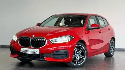 Rot Gebraucht 2021 BMW 118 Advantage Kleinwagen | 18.800 € (Fairer Preis)