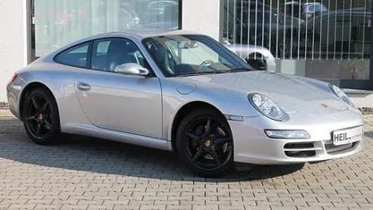 Usado Porsche 997 325 CV (239 kW) 2008 Plateado Coupe