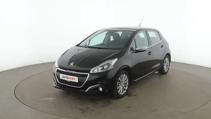 Gebraucht 2018 Peugeot 208 Allure Kleinwagen | 9.730 € (Fairer Preis)
