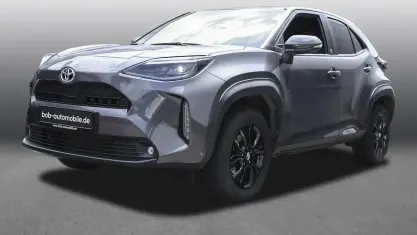 Gebraucht Toyota Yaris Cross Team 116 PS (85 kW) 2023 Marlingrau SUV