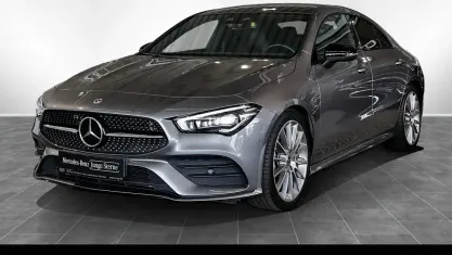 Gebraucht Mercedes CLA200 AMG 163 PS (119 kW) 2023 Metalliclack mountaingrau Coupé