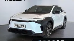 Platinumweiß perleffekt Gebraucht 2023 Toyota bZ4X SUV | 29.680 € (Fairer Preis)
