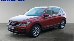 Kings red (metallic) Gebraucht 2023 VW Tiguan Elegance SUV | 29.950 € (Superpreis)