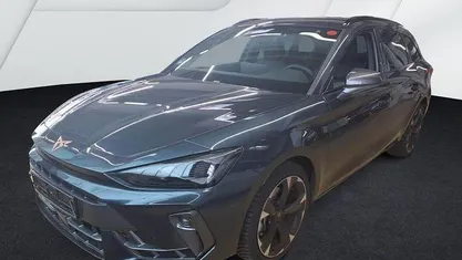 Grau Gebraucht 2025 Cupra Leon Limousine | 30.980 € (Fairer Preis)
