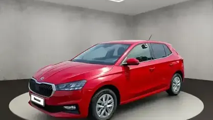 Gebraucht Skoda Fabia 95 PS (69 kW) 2022 Velvetrot premium metallic Kleinwagen