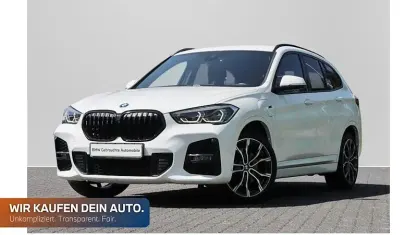 Gebraucht BMW X1 M Sport 220 PS (161 kW) 2022 Alpinweiss iii SUV