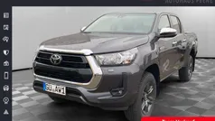Grau Gebraucht 2024 Toyota HiLux Comfort Abholung | 45.500 € (Etwas zu teuer)