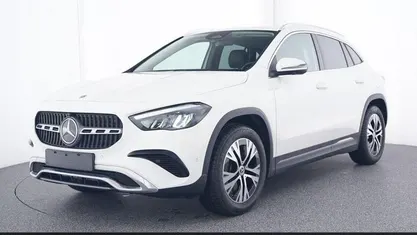 Gebraucht Mercedes GLA220 Progressive 190 PS (139 kW) 2025 Weiß SUV