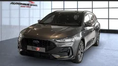 Grau Gebraucht 2022 Ford Focus ST-Line Kombi | 21.880 € (Fairer Preis)