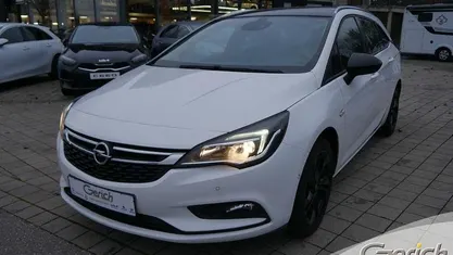 Weiß Gebraucht 2018 Opel Astra Kombi | 9.900 € (Fairer Preis)