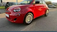 Gebraucht 2025 Fiat 500e Red Limousine | 23.490 € (Guter Preis)