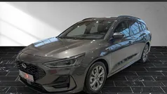 Magneticgrau (grau) Gebraucht 2023 Ford Focus ST-Line Kombi | 26.900 € (Fairer Preis)