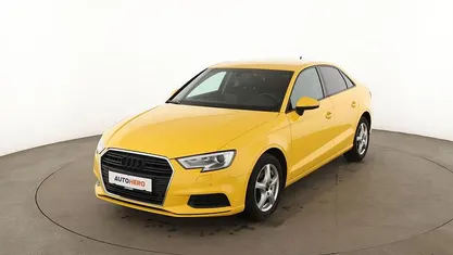 Gebraucht Audi A3 116 PS (85 kW) 2019 Gelb Limousine