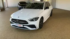 Weiß Gebraucht 2022 Mercedes C200 AMG line Limousine | 38.470 € (Fairer Preis)