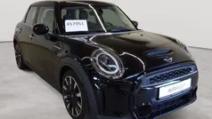 Midnight black metallic Gebraucht 2021 Mini Cooper S Classic Kleinwagen | 25.790 € (Guter Preis)