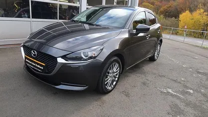 Grau Gebraucht 2021 Mazda 2 Kizoku Limousine | 15.490 € (Fairer Preis)