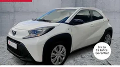 Weiß Gebraucht 2025 Toyota Aygo Business Edition Kleinwagen | 16.490 € (Fairer Preis)