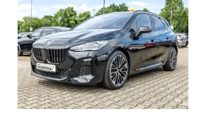Gebraucht BMW 218 Active Tourer M Sport 150 PS (110 kW) 2022 Schwarz Van / Kleinbus