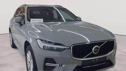 Używany Volvo XC60 Core 197 KM (144 kW) 2023 Szary SUV