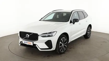 Gebraucht Volvo XC60 Plus 197 PS (144 kW) 2024 Weiß SUV