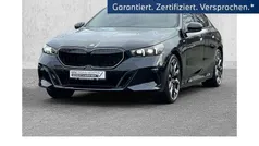 M carbonschwarz metallic Gebraucht 2024 BMW 550e M Sport Limousine | 76.980 € (Superpreis)