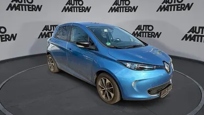 Gebraucht Renault Zoe Intens 42 kW (58 PS) 2017 Lightningblau (metallic) Kleinwagen