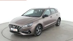 Grau Gebraucht 2022 Hyundai i30 Edition 30 Limousine | 17.290 € (Guter Preis)
