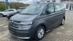 Grau (indiumgrau metallic) Gebraucht 2024 VW T7 Basis Van | 47.950 € (Superpreis)